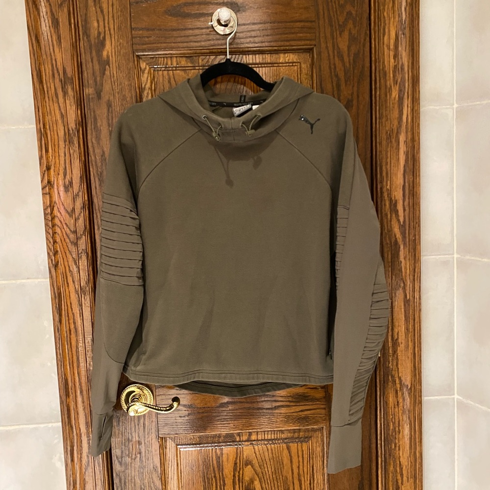 PUMA OLIVE GREEN hoodie- Used, excellent condition